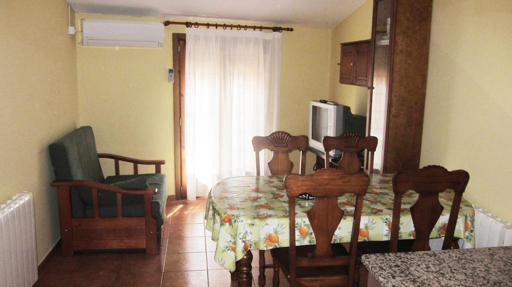 Apartaments La Fabrica Horta de Sant Joan Camera foto